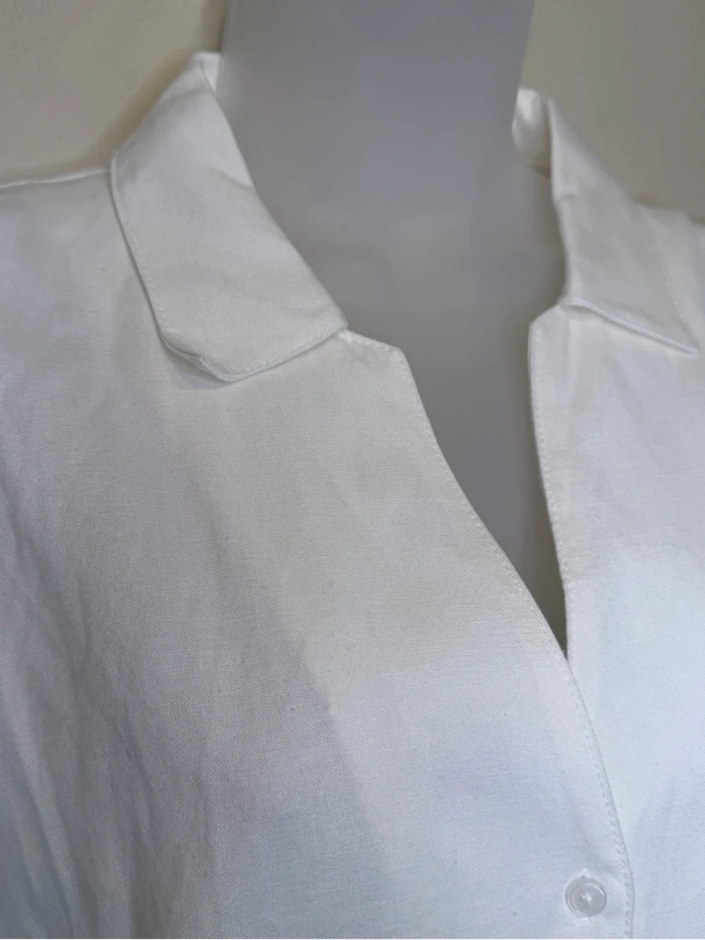 Mod Ref | Crisp Linen Button Front Short Sleeve Relaxed Cropped Chic Shirt Top - Picture 6 of 11